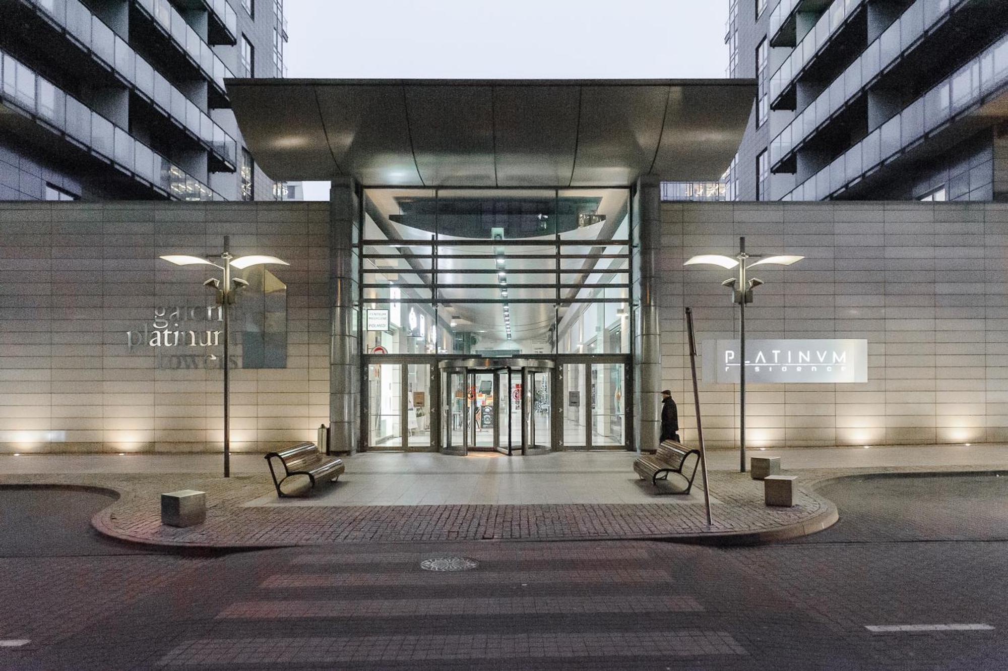 Luxury Apartments In Platinum Tower Βαρσοβία Εξωτερικό φωτογραφία