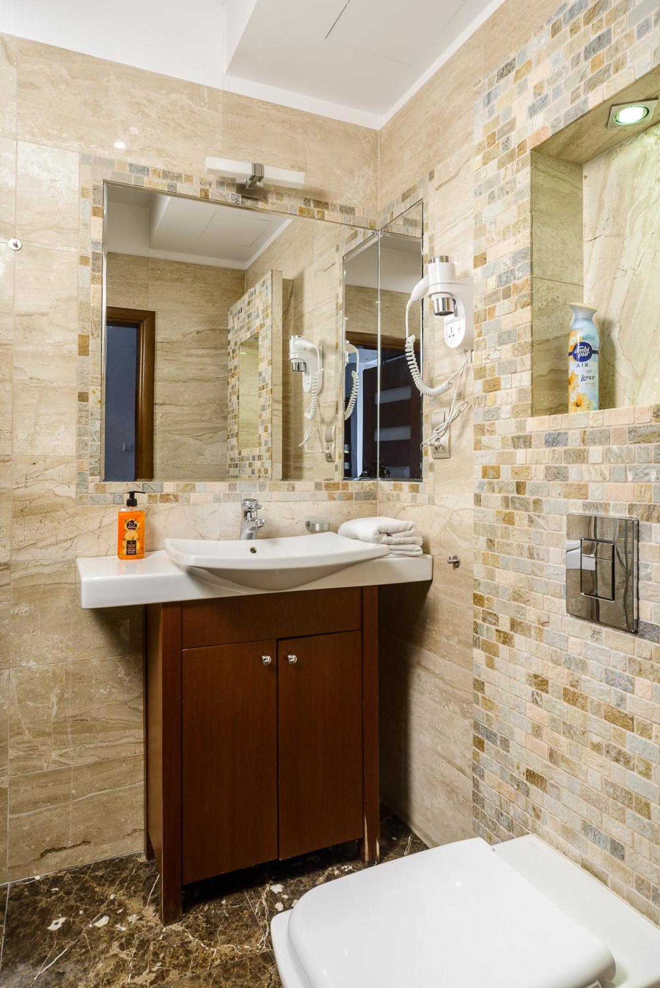 Luxury Apartments In Platinum Tower Βαρσοβία Εξωτερικό φωτογραφία