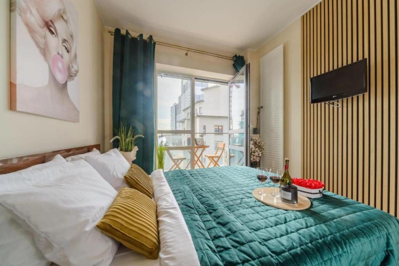 Luxury Apartments In Platinum Tower Βαρσοβία Εξωτερικό φωτογραφία